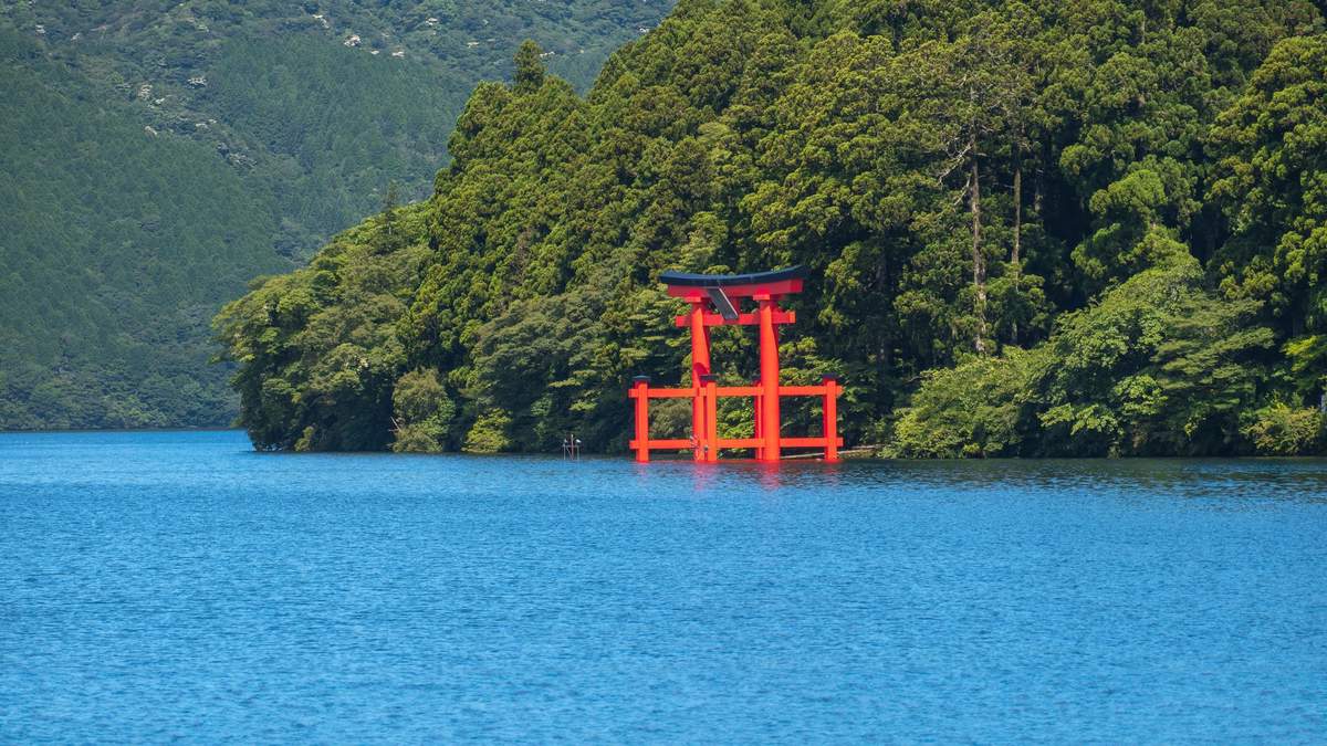 Hakone – Gateway to Mount Fuji Views